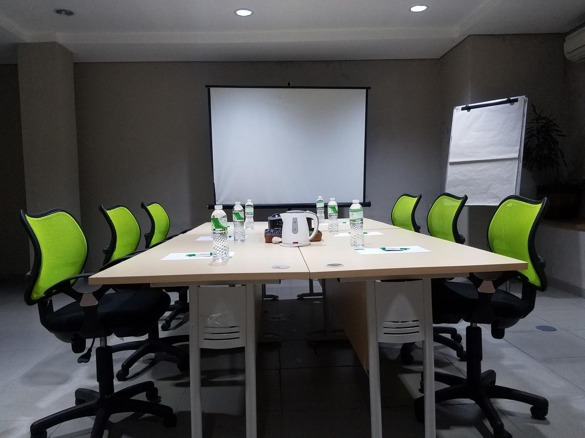 Legreen Suite Kuningan Jakarta Exterior foto