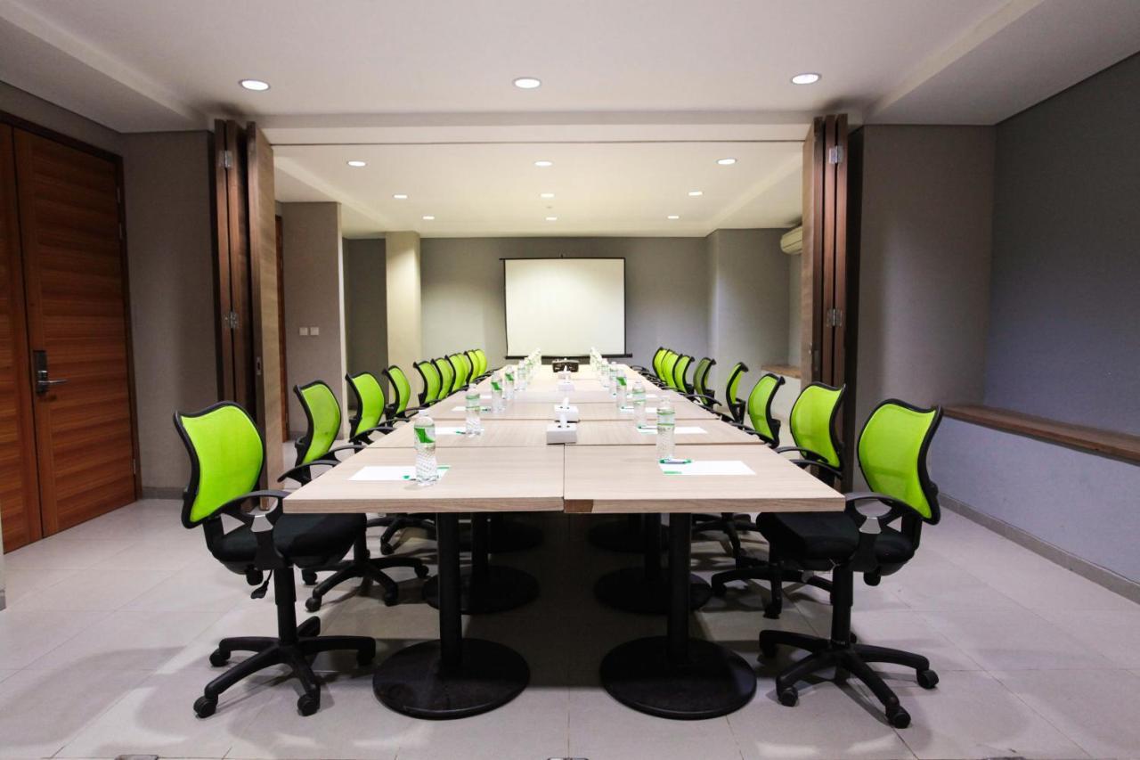 Legreen Suite Kuningan Jakarta Exterior foto
